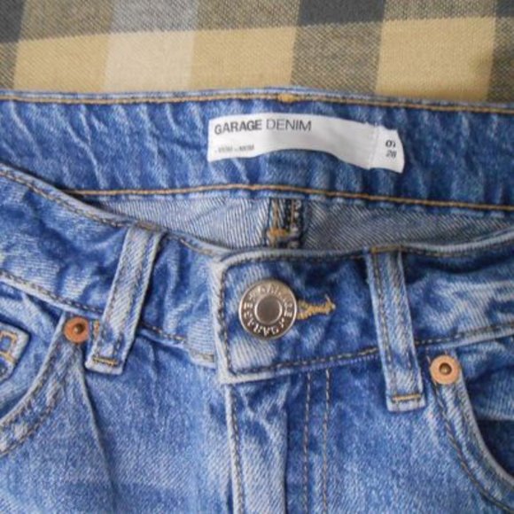 Garage Mom Jeans - Picture 4 of 6